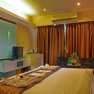 Premier Room